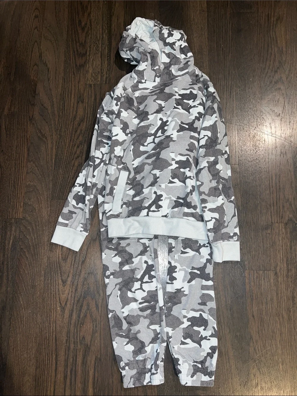 Class Club Boys Gray & White Camo Hoodie + Jogger Set - Size 10/12